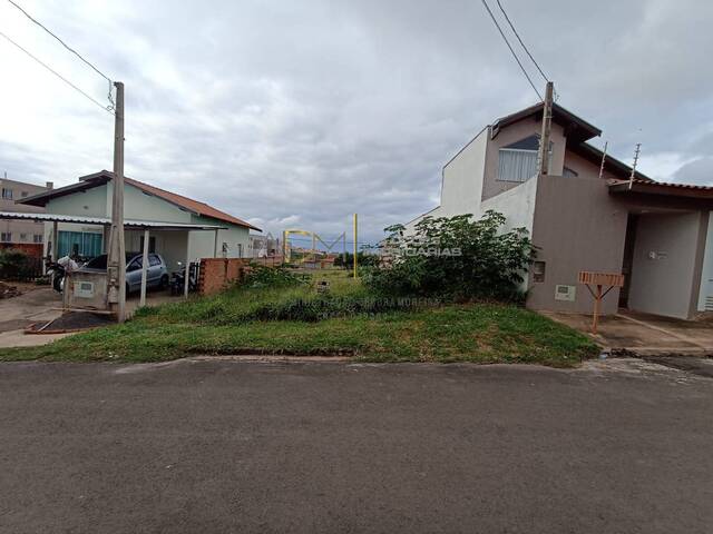 #TE0633 - Terreno para Venda em Botucatu - SP - 2