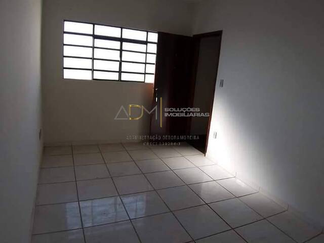 #AP01011 - Apartamento para Venda em Botucatu - SP